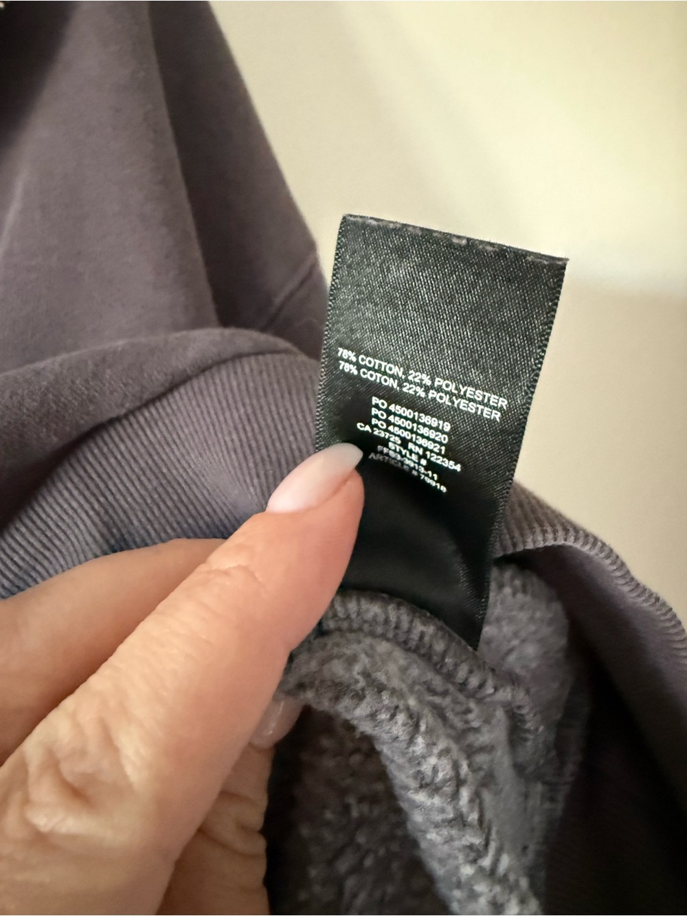 78. | TNA | Cozy AF | Cropped Zip-Neck Sweatshirt | M - Picture 5 of 5